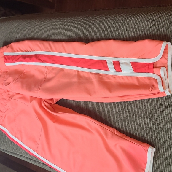 Champion Capris - Picture 12 of 14